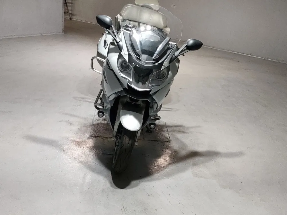 BMW K1600GTL EXCLUSIVE 2015, white/gray, фото 3