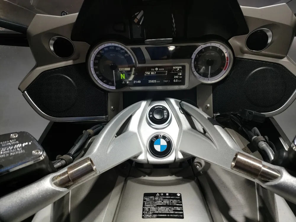 BMW K1600GTL EXCLUSIVE 2015, white/gray, фото 5