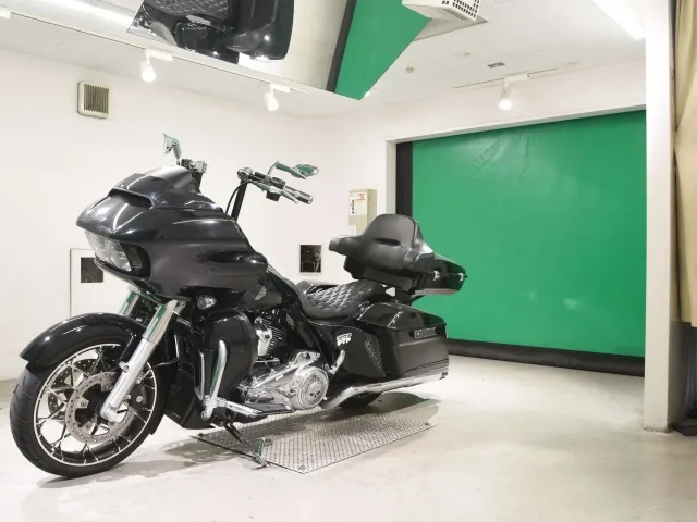 Harley-Davidson FLTRXS1870 2022, чёрный, фото 4
