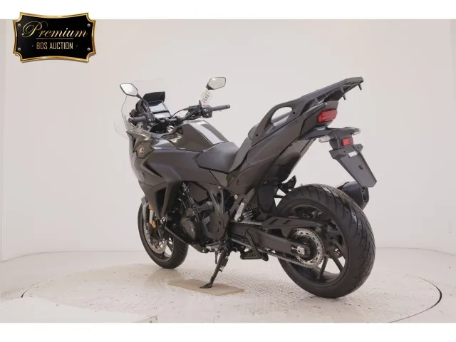 Honda NT1100 2026, чёрный, фото 6