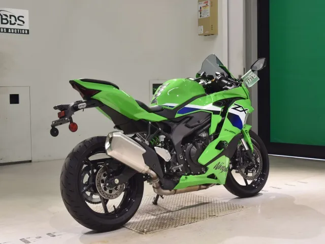 Kawasaki ZX-25R, белый, зелёный, фото 5