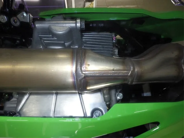 Kawasaki ZX-25R, белый, зелёный, фото 7