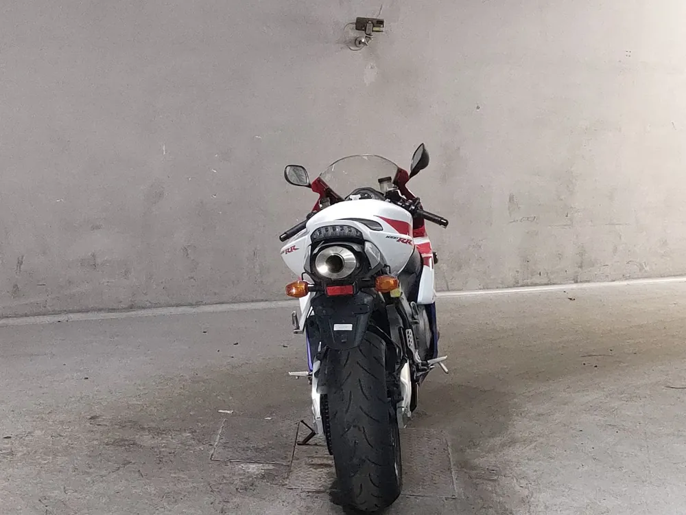 Honda CBR1000RR 2004, red / blue, фото 4