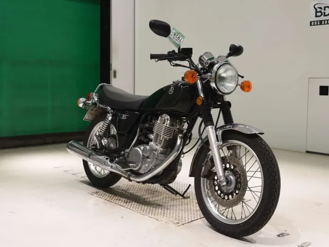 Yamaha SR400 2015, чёрный, фото 3
