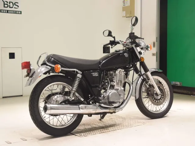 Yamaha SR400 2015, чёрный, фото 5