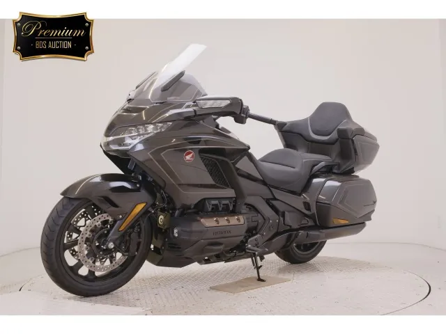 Honda GL1800 2026, black | gunmetal, фото 4