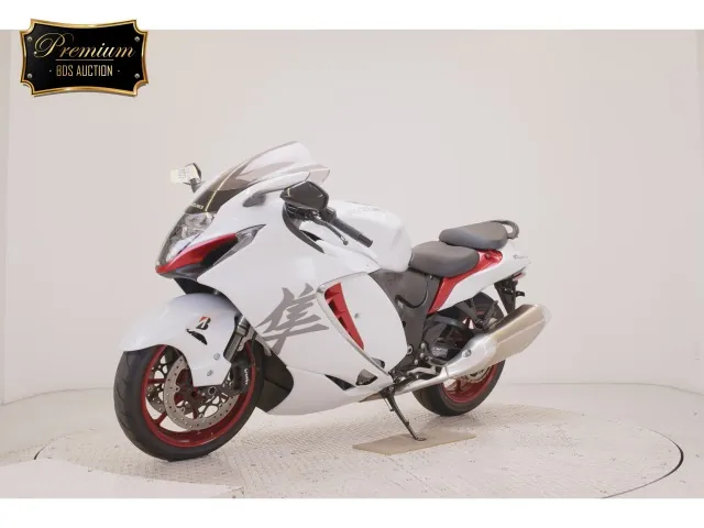 Suzuki Hayabusa 2023, белый, красный, фото 4
