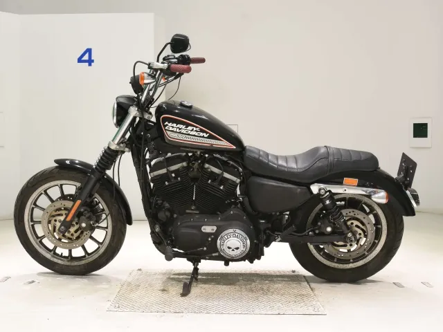Harley-Davidson XL883R 2010, чёрный, фото 2