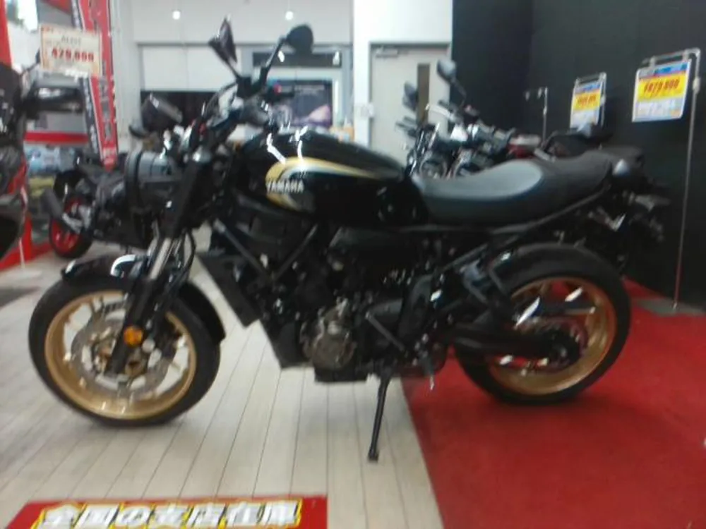 Yamaha Xsr700-2 2022, чёрный, фото 2