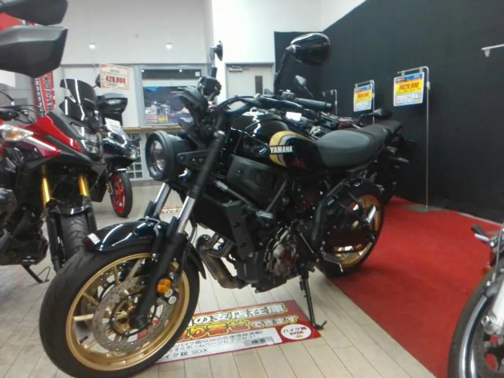 Yamaha Xsr700-2 2022, чёрный, фото 4