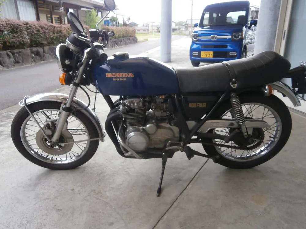 Honda CB400 2026, синий, фото 2