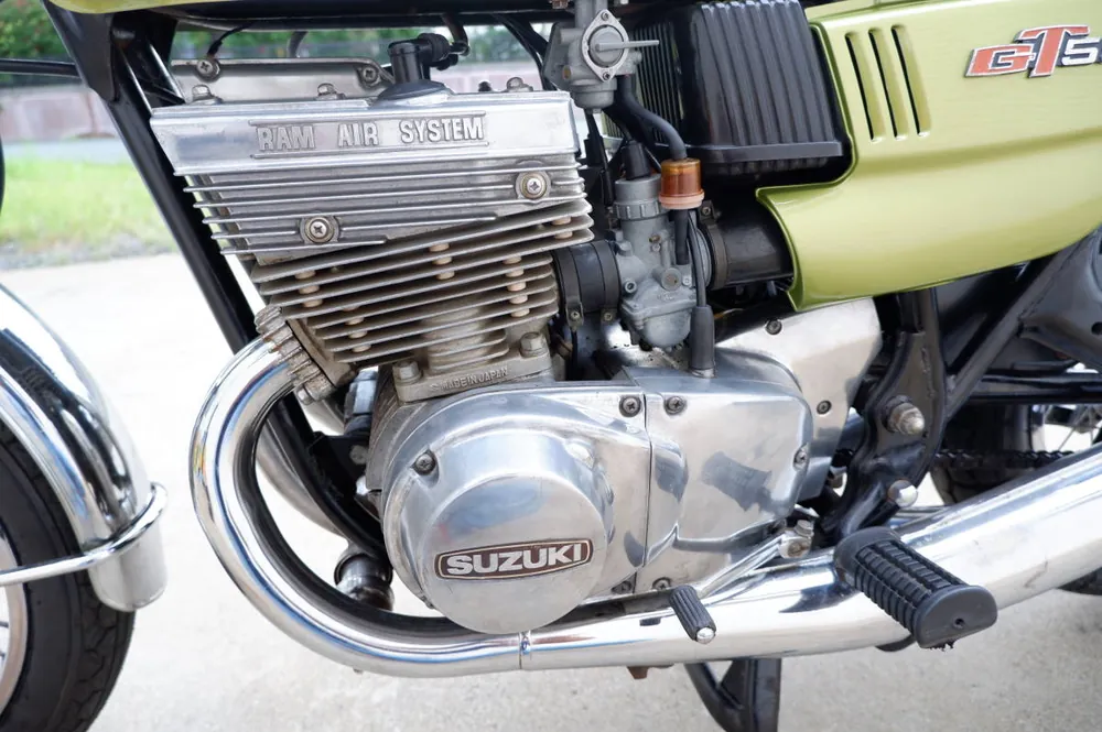 Suzuki GT550 1972, фото 9