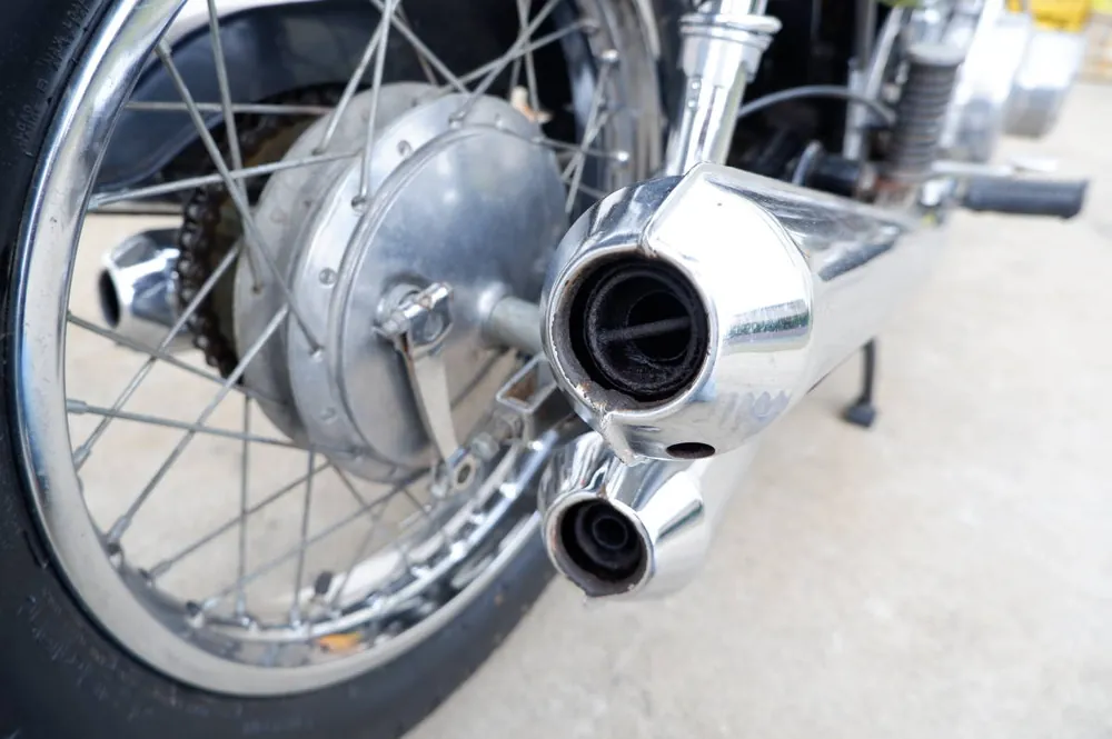 Suzuki GT550 1972, фото 2