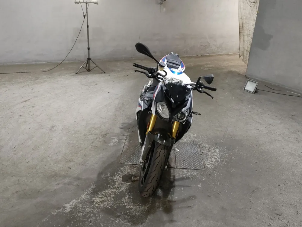 BMW S1000R 2018, белый, фото 3