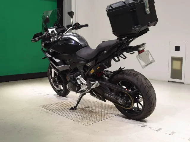 BMW F900XR 2023, чёрный, фото 6