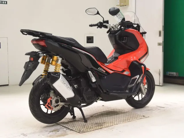 Honda ADV150, красный, фото 5