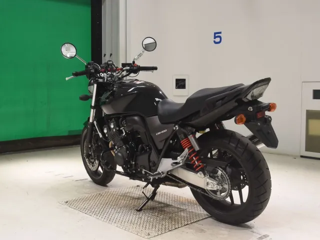 Honda CB400SB 2022, чёрный, фото 6