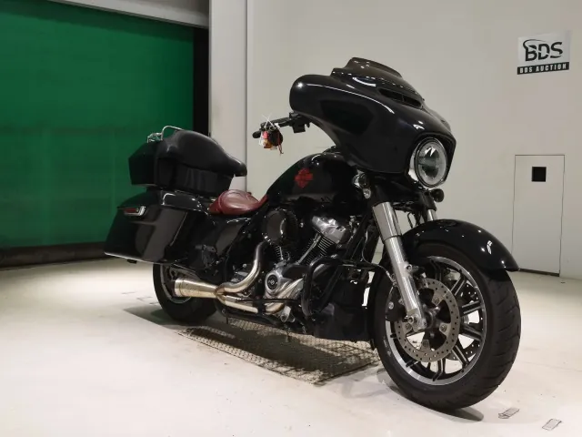 Harley-Davidson FLHT1750 2019, чёрный, фото 3