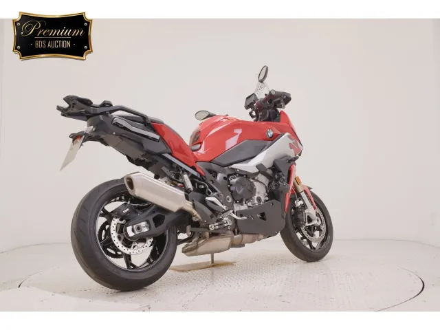 BMW S1000XR 2021, красный, фото 5