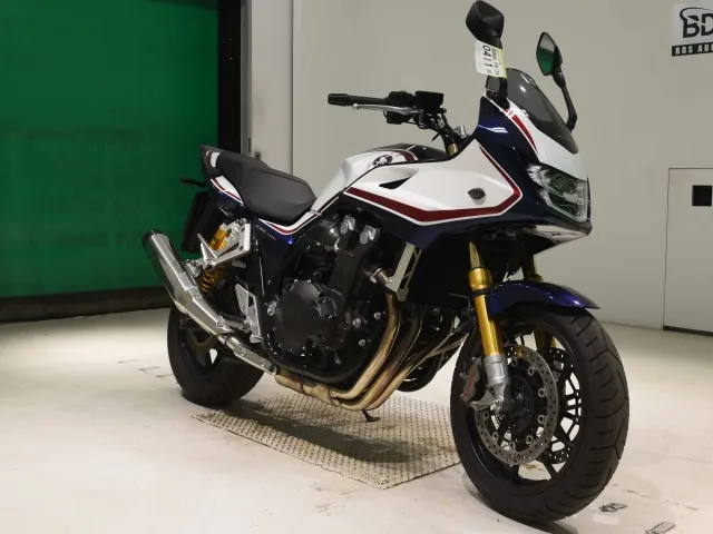Honda CB1300 2023, white | red | blue, фото 3