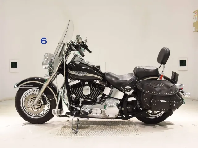 Harley-Davidson FLSTCI1450 2003, чёрный, фото 2