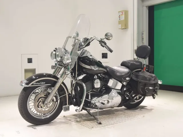 Harley-Davidson FLSTCI1450 2003, чёрный, фото 4