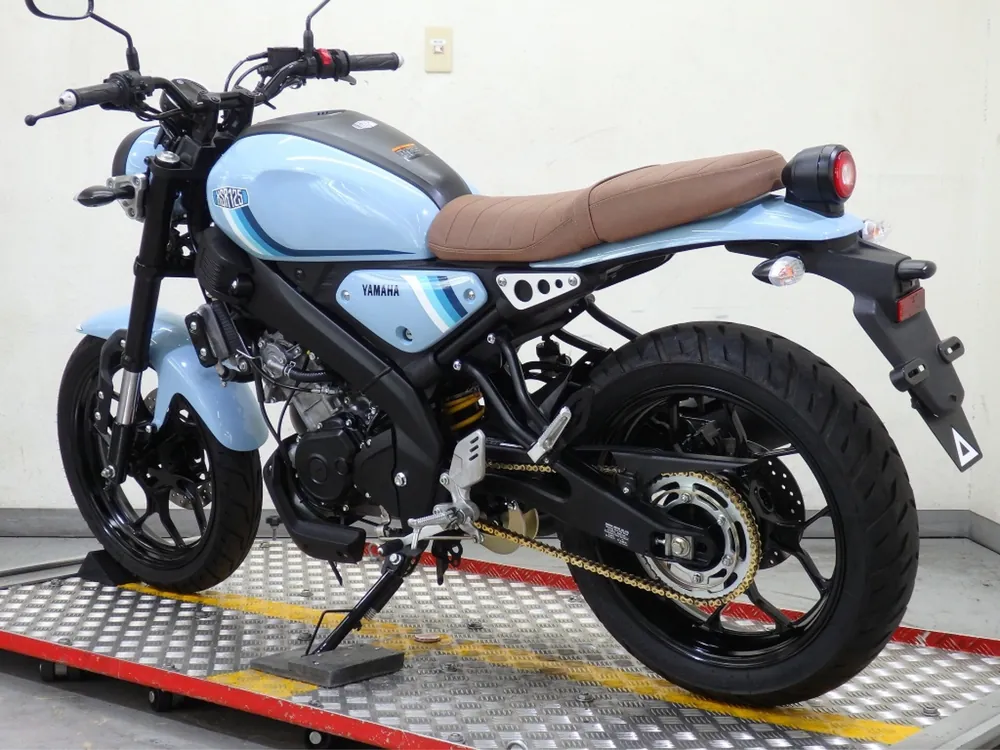 Yamaha XSR125, light blue, фото 4