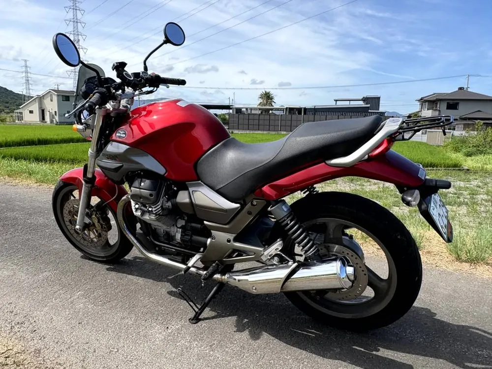 Moto Guzzi Breva 750 2004, фото 4