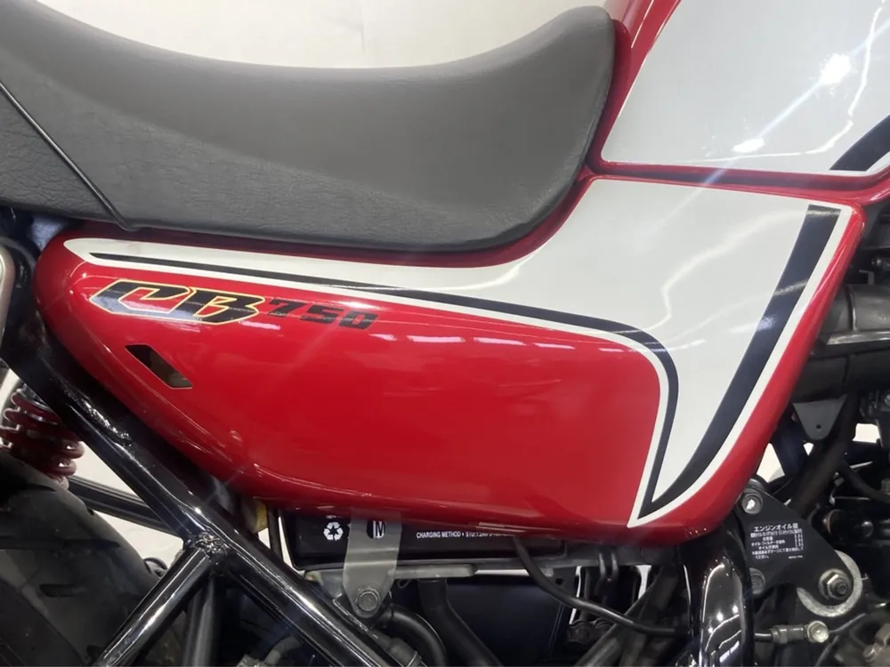 Honda CB750 2007, white / red, фото 16