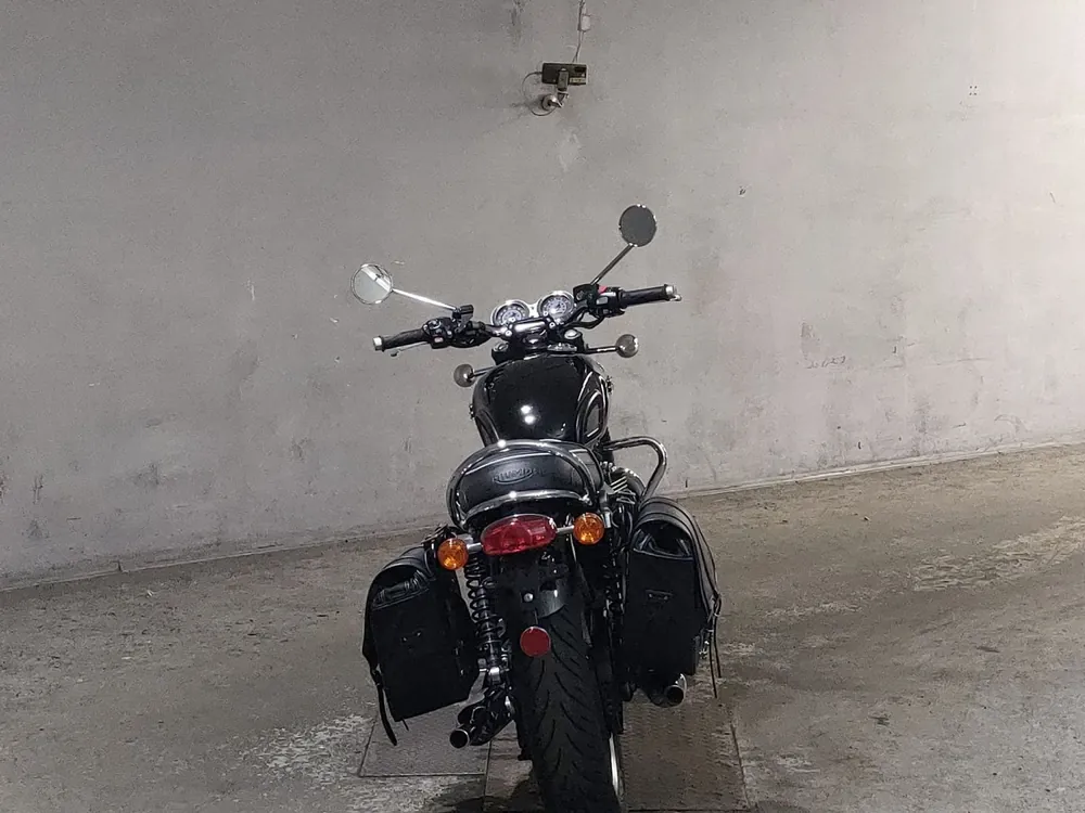 Triumph T120 Bonneville 2022, чёрный, фото 4