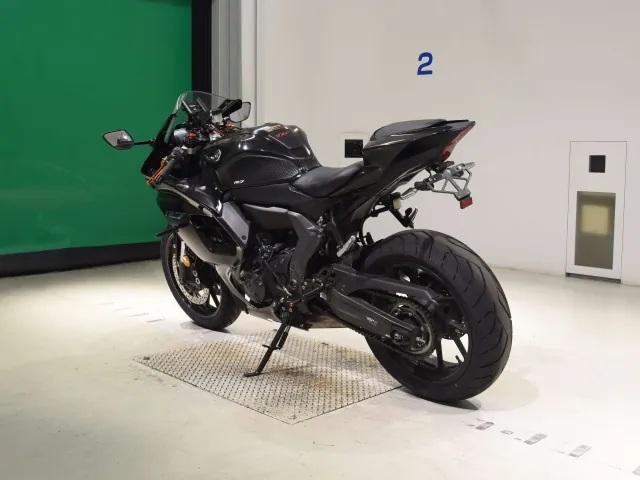 Yamaha YZF-R7 2024, чёрный, фото 6
