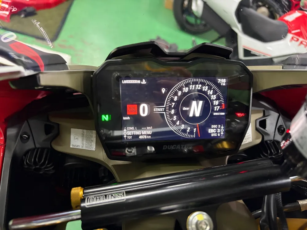 Ducati PANIGA-REV4R 2024, red/white, фото 3
