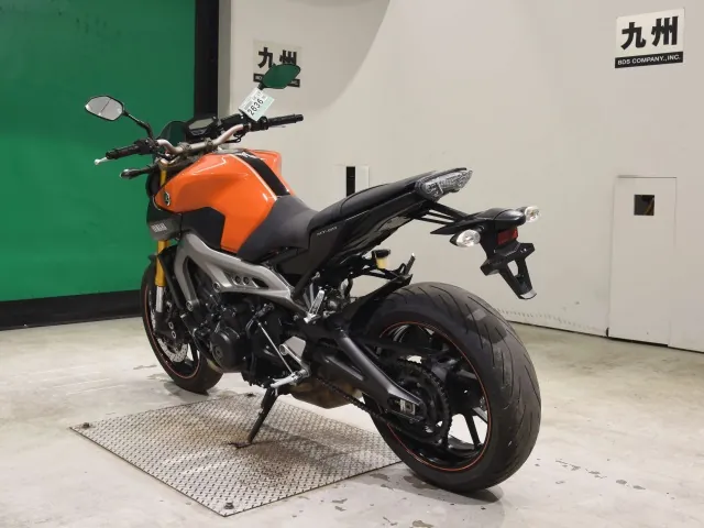 Yamaha MT-09 2018, оранжевый, фото 6