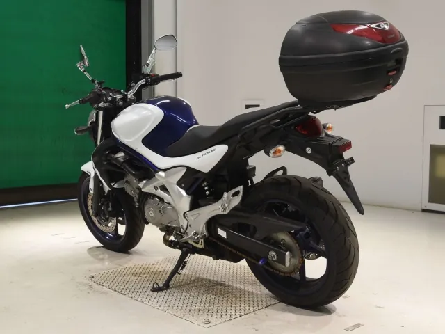 Suzuki Gladius 400 ABS 2010, white | blue, фото 6