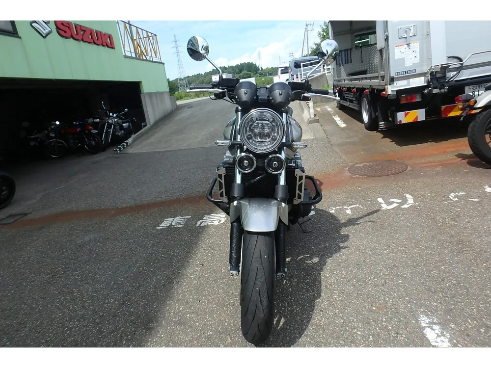 Honda CB1300 2021, серебристый, фото 2