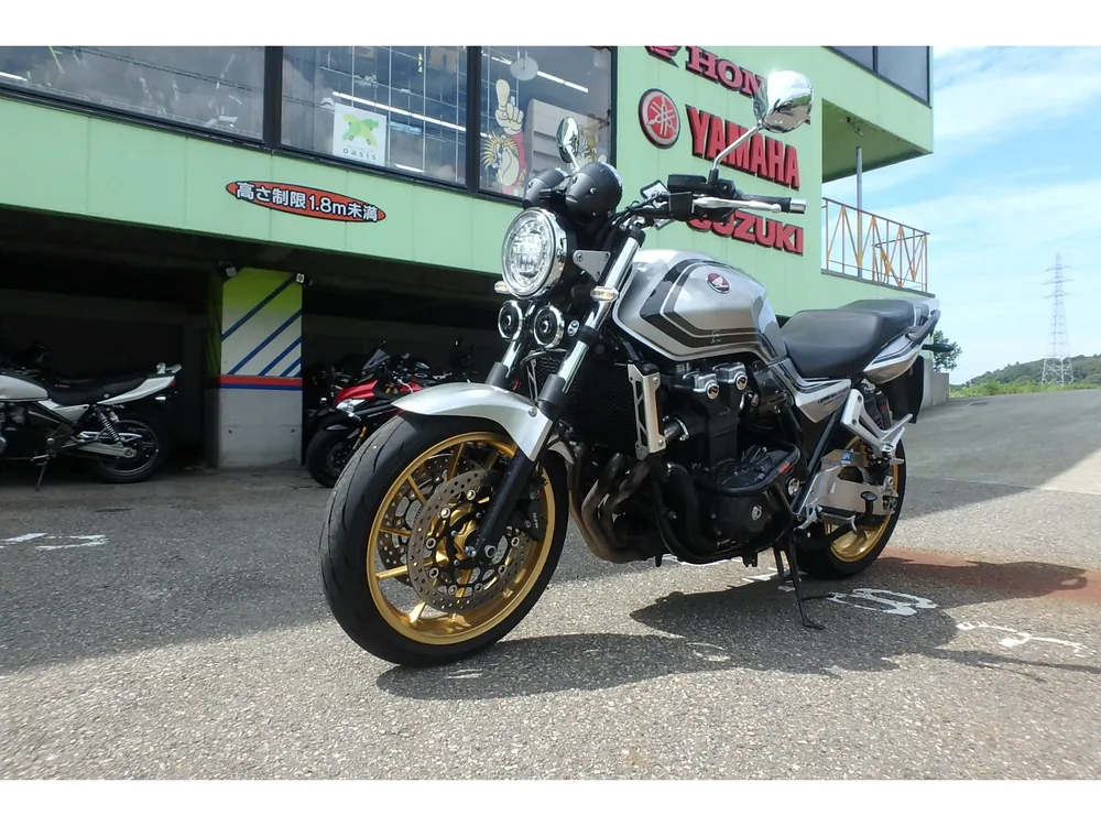 Honda CB1300 2021, серебристый, фото 16