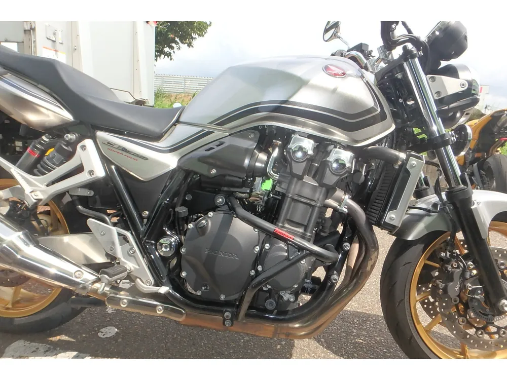 Honda CB1300 2021, серебристый, фото 5