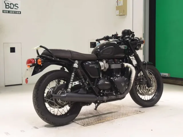 Triumph Bonneville T120 2017, чёрный, фото 5