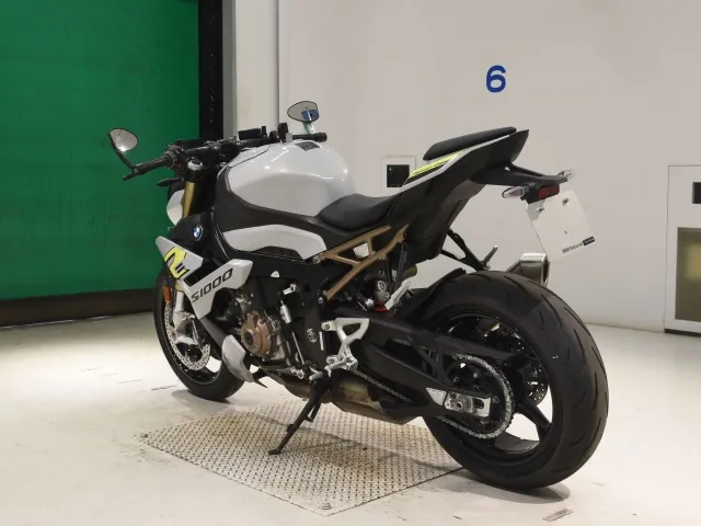 BMW S1000R 2021, серый, фото 6