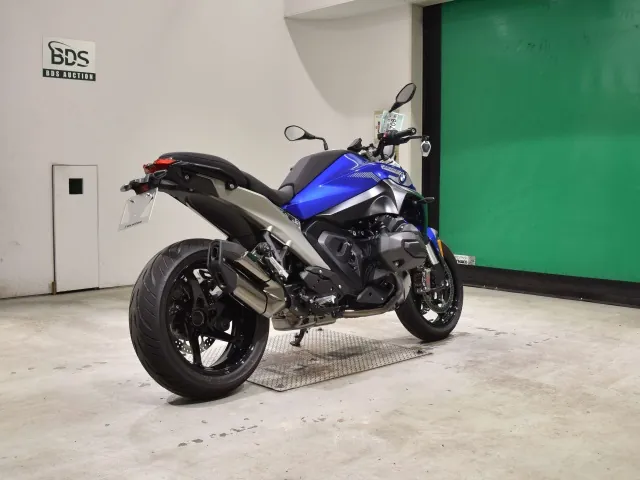 BMW R1300RS 2025, синий, фото 5