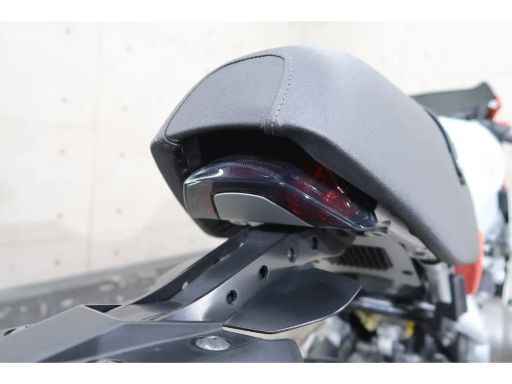Yamaha Xsr900-2 2024, white / orange, фото 6