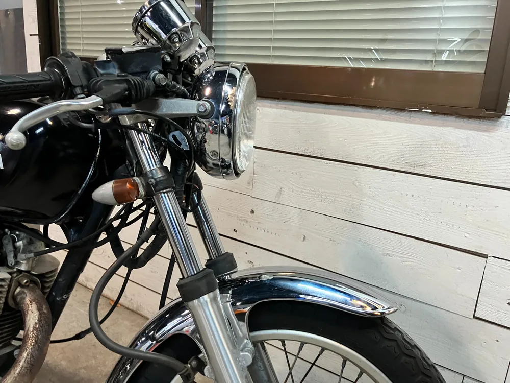 Yamaha SR400 2005, чёрный, фото 17