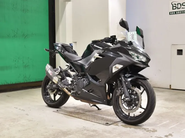Kawasaki Ninja 400 2021, чёрный, фото 3