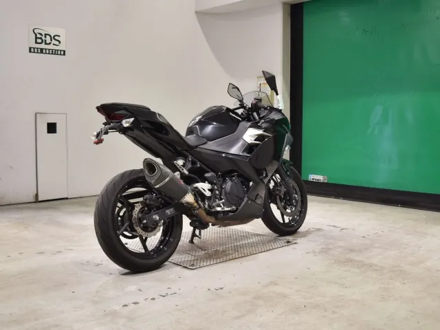 Kawasaki Ninja 400 2021, чёрный, фото 5