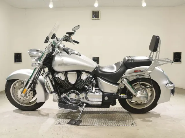 Honda VTX 1800 2007, серебристый, фото 2