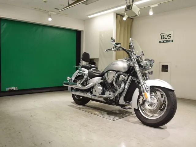 Honda VTX 1800 2007, серебристый, фото 3