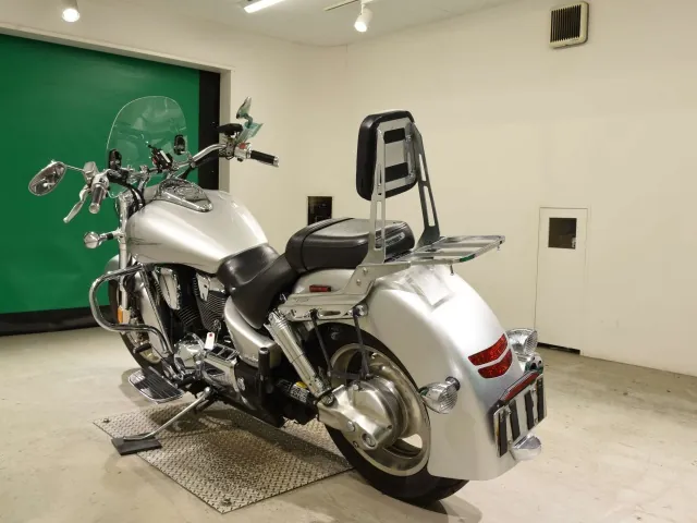 Honda VTX 1800 2007, серебристый, фото 6