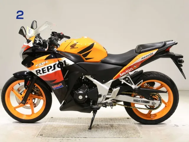 Honda CBR250R MC41 из Японии, фото 2