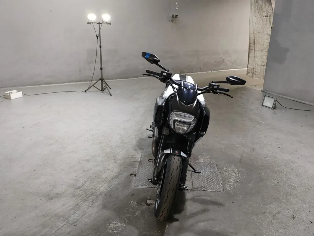 Ducati Diavel 2014, серый, фото 3