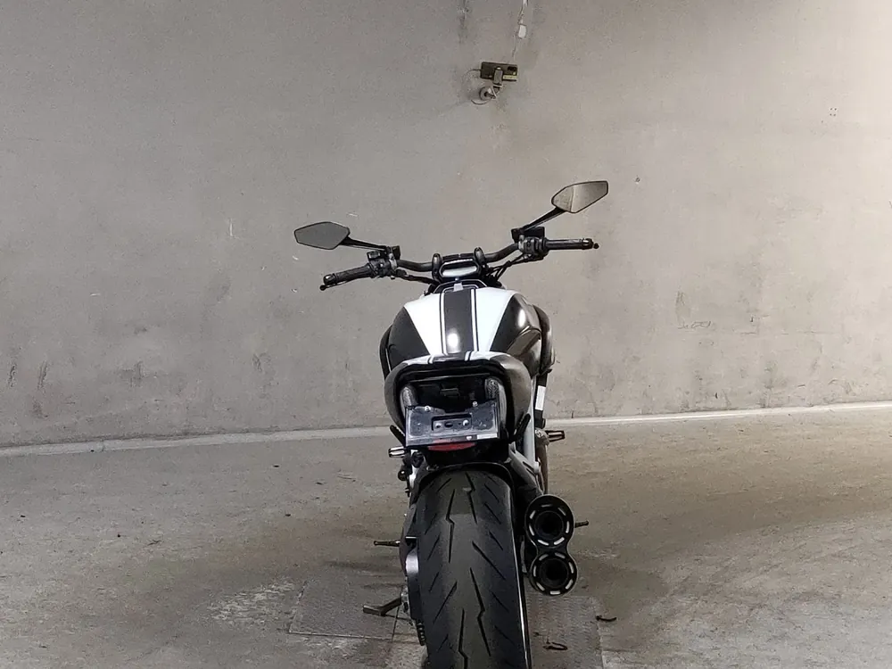 Ducati Diavel 2014, серый, фото 4